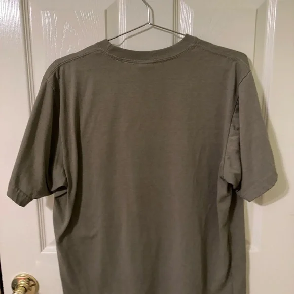 The North Face Men's Olive Short Sleeve Tee - Picture 5 of 5